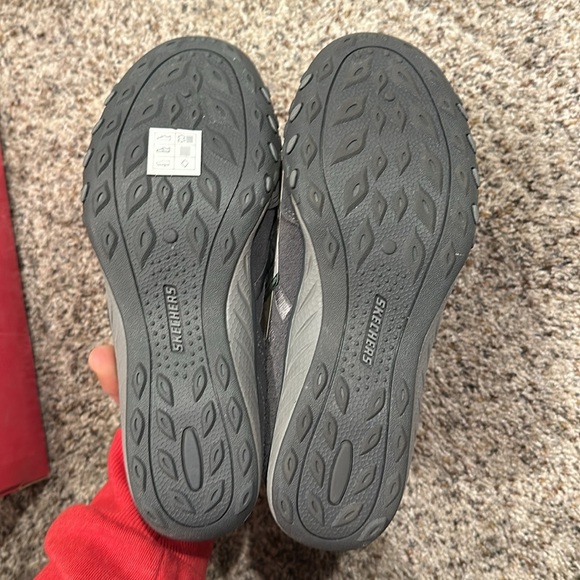 Sketchers Relaxed Fit Memory Foam - Picture 4 of 7